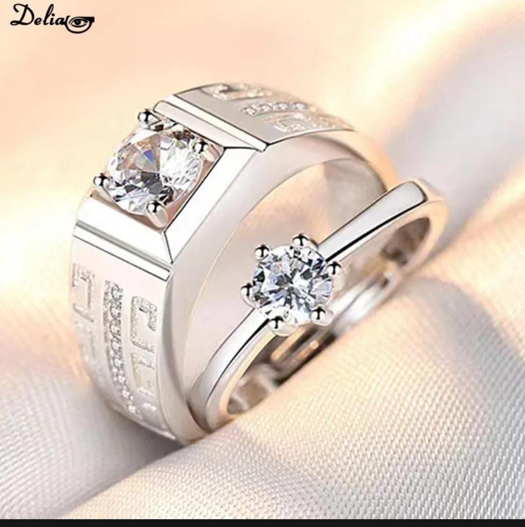 Elegant Couple Rings – Symbol of Love & Commitment