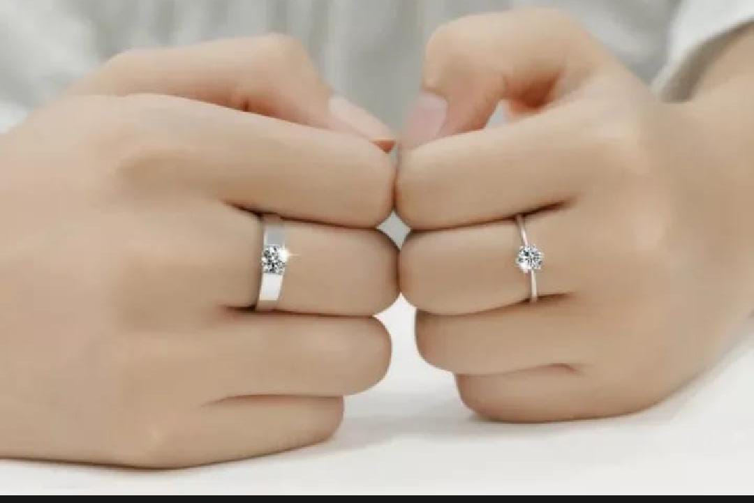 Elegant Couple Rings – Symbol of Love & Commitment
