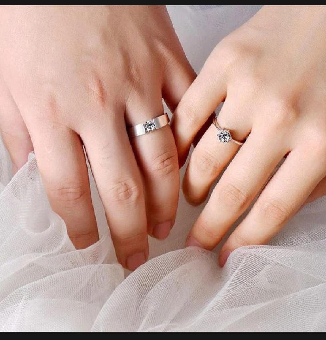 Elegant Couple Rings – Symbol of Love & Commitment