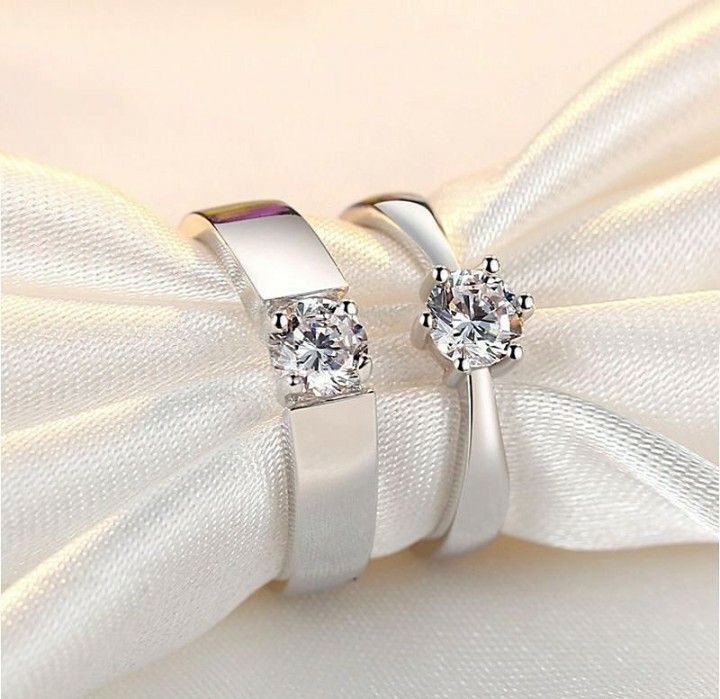 Elegant Couple Rings – Symbol of Love & Commitment